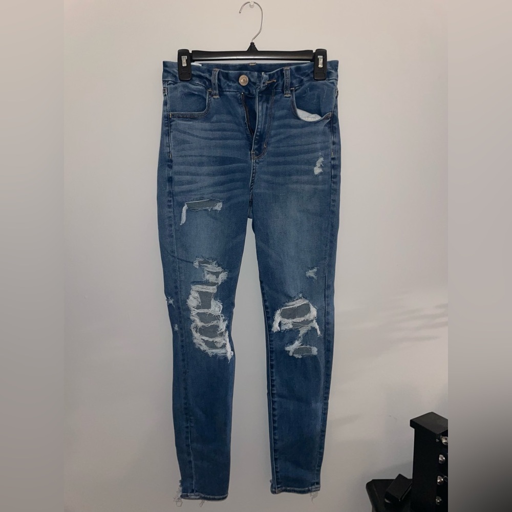 American Eagle distressed jeans
